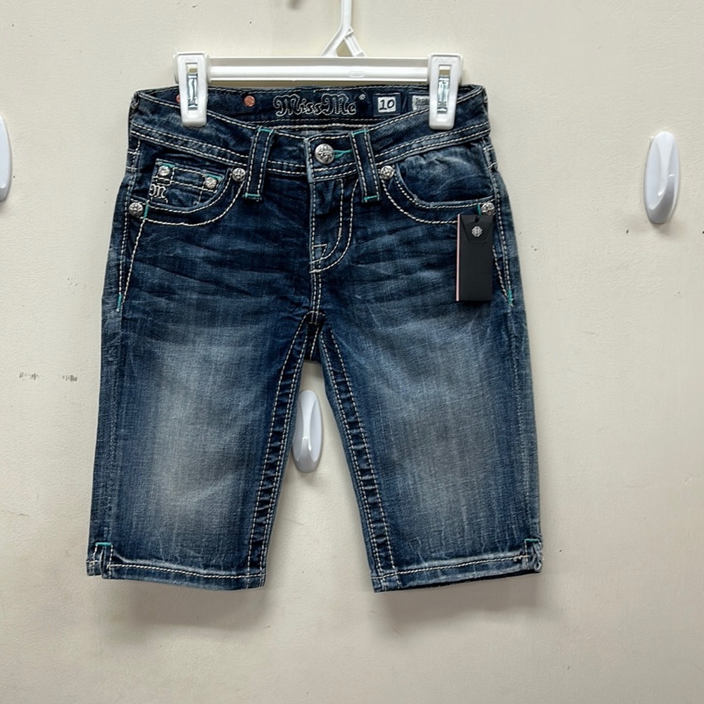 Girl’s Miss Me Bermuda Shorts
